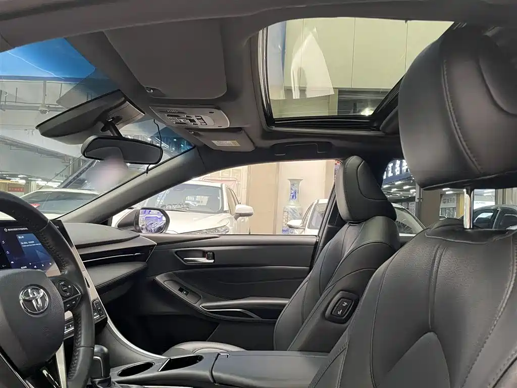 Toyota Avalon 2022 2.0L Luxury Edition фото 15