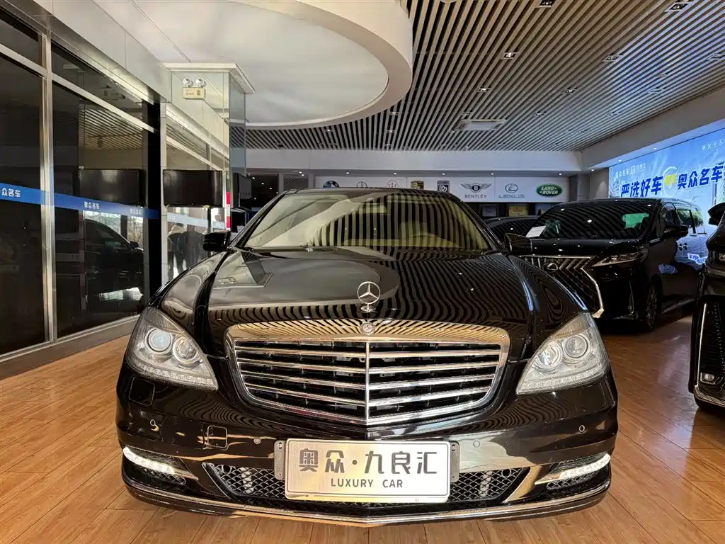Mercedes-Benz S-Class 2012 S 300 L Premium Grand Edition фото 2