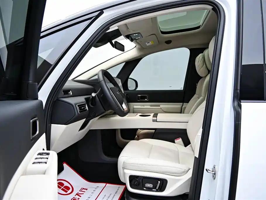 Li Auto MEGA 2025 2025 Model Home Family Special Edition