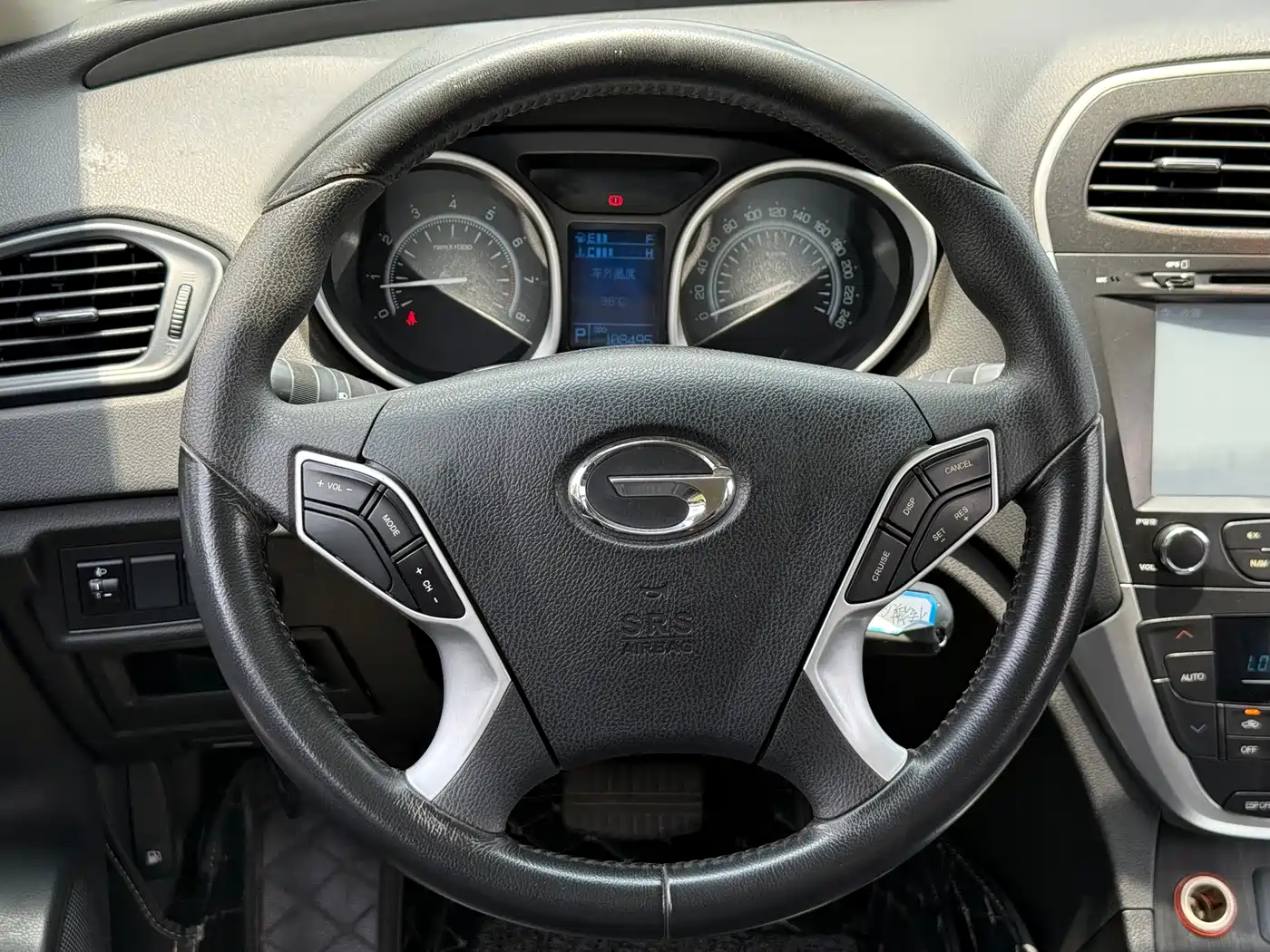 GAC Trumpchi Trumpchi GS5 2014 2.0L Automatic 2WD Premium Edition фото 10