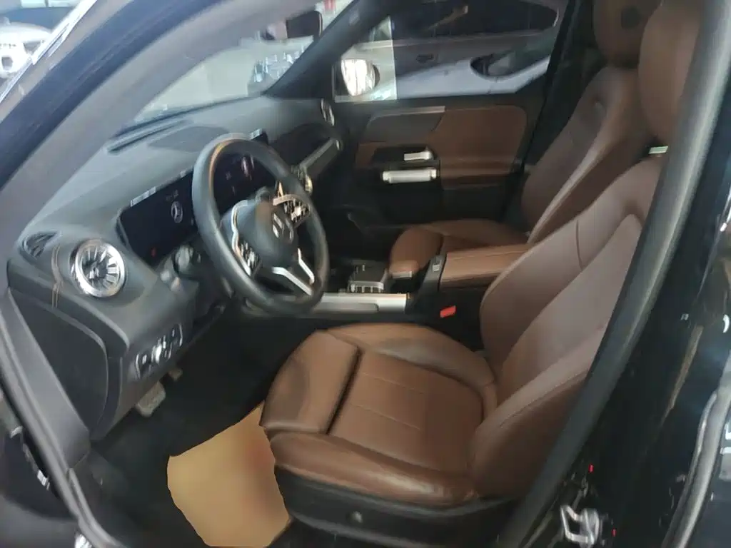 Фото 15 - Mercedes-Benz GLB