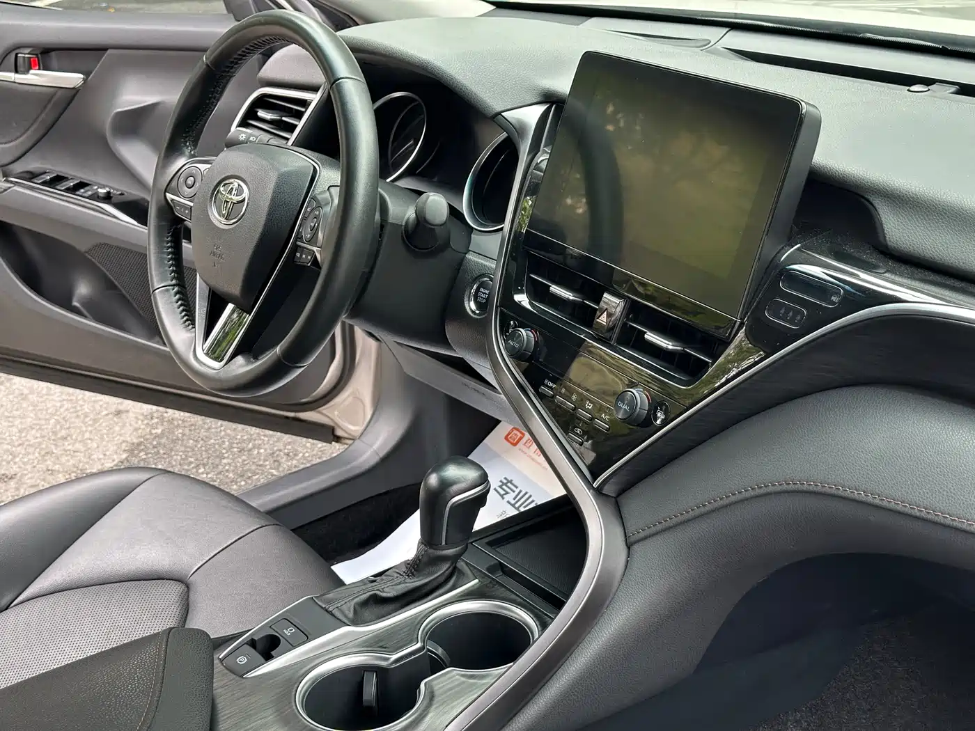 Toyota Camry 2021 2.0G Luxury Edition фото 15