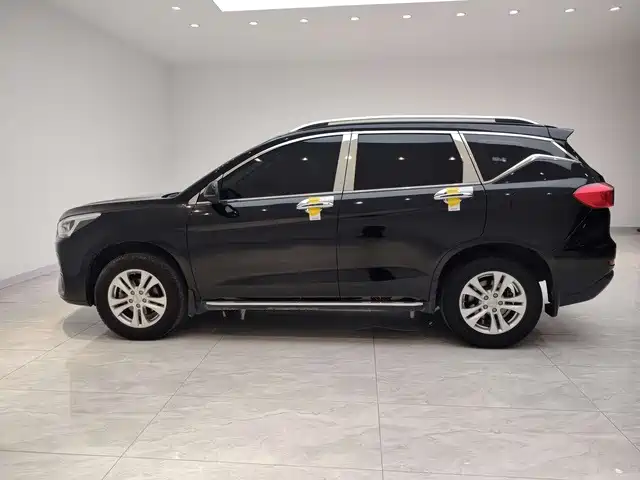 Фото 4 - Haval M6