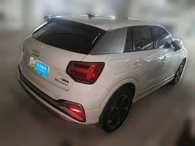 Audi Q2L e-tron 2022 Q2L e-tron Pure Electric Intelligent — фото 2