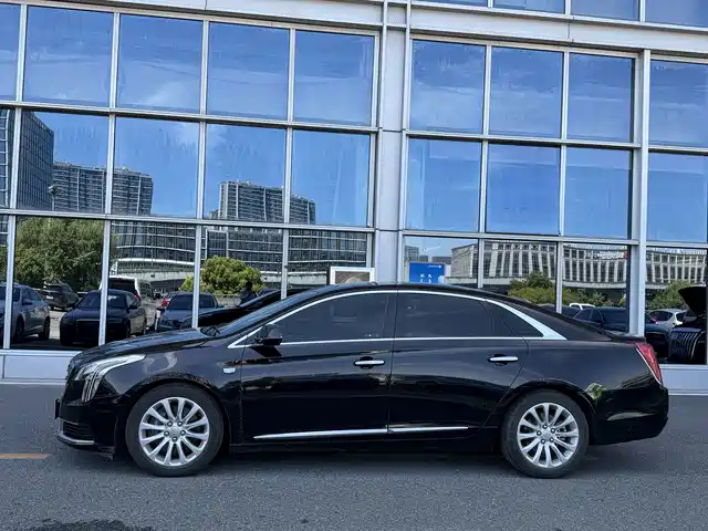 Cadillac XTS 2018 28T Technology — фото 3