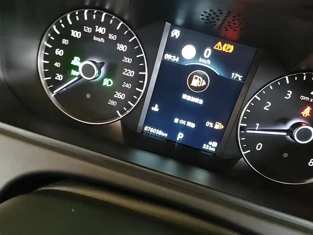 Фото 12 - Land Rover Range Rover Velar