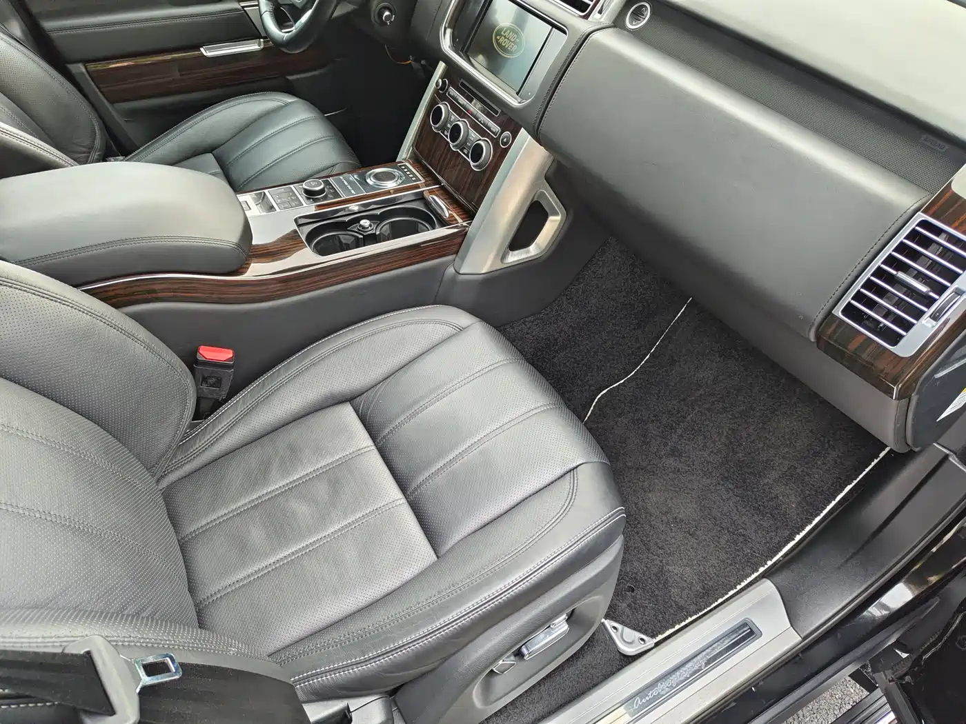 Land Rover Range Rover 2015 5.0 SC V8 AB Prestigious Genesis Extended Edition фото 28