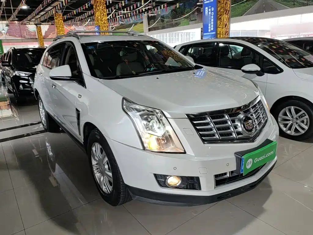 Фото 4 - Cadillac SRX