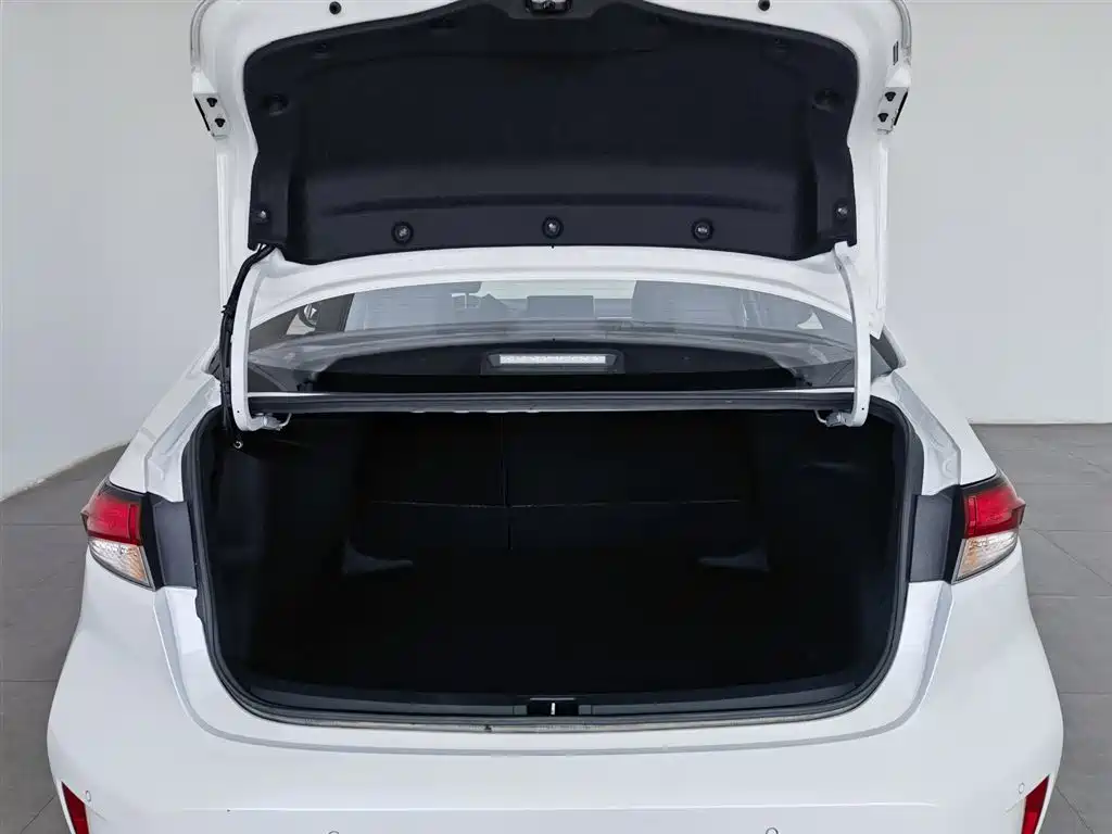 Toyota Levin 2022 Dual Engine 1.8H E-CVT Sport Edition фото 16