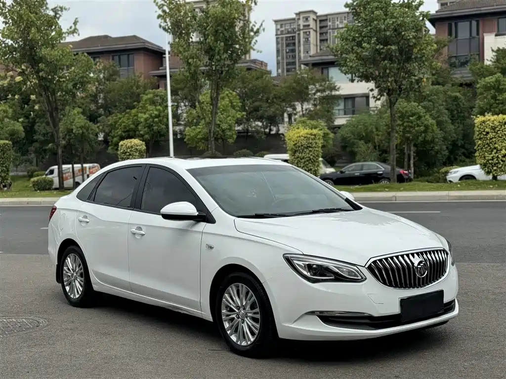 Фото 3 - Buick Excelle