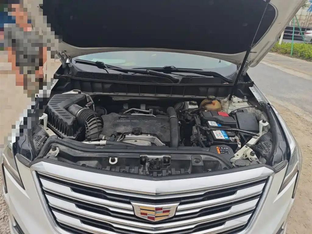 Cadillac XT5 2017 Anniversary Edition 28T 4WD Luxury фото 11