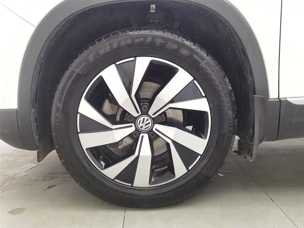 Volkswagen Tayron 2020 330TSI 2WD Luxury Smart Edition фото 17
