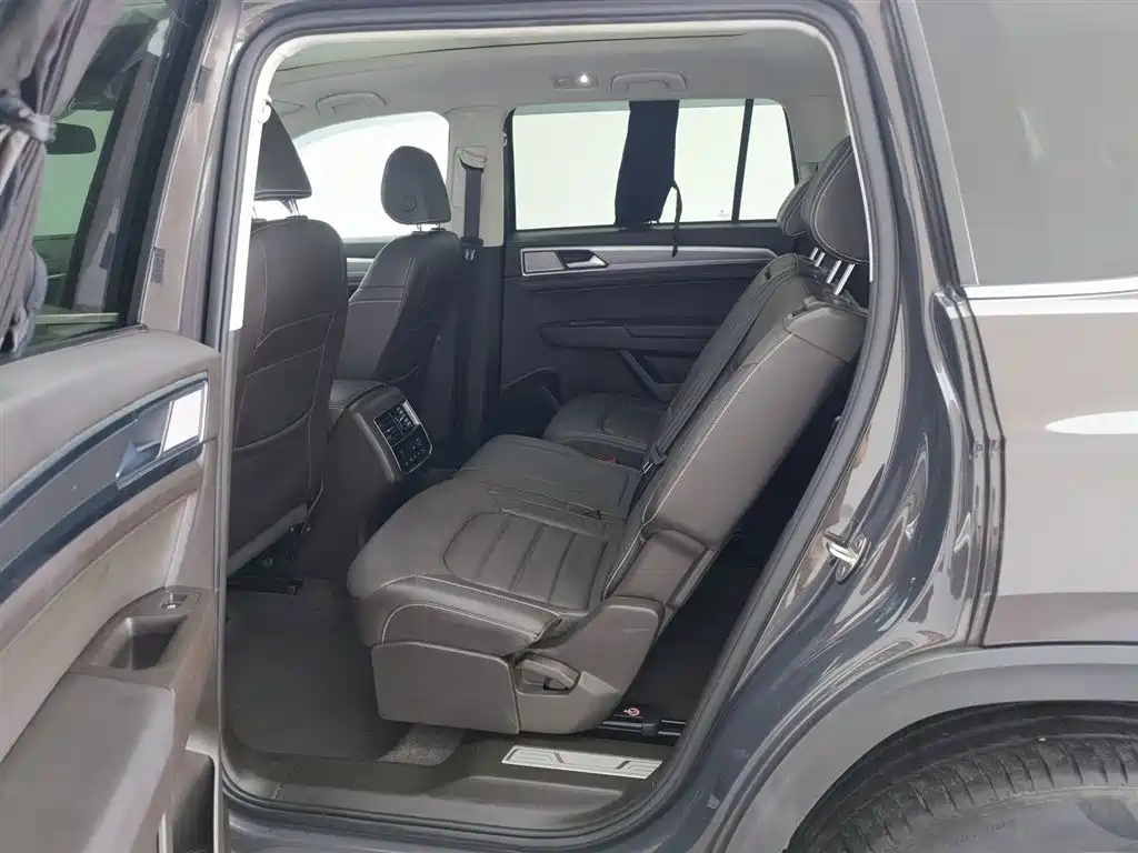 Volkswagen Teramont 2020 Facelift 330TSI 2WD Luxury фото 15