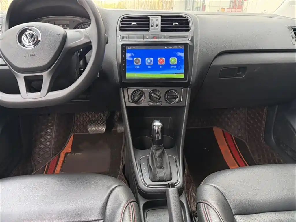 Volkswagen Polo 2018 1.5L Auto Safe Drive фото 6