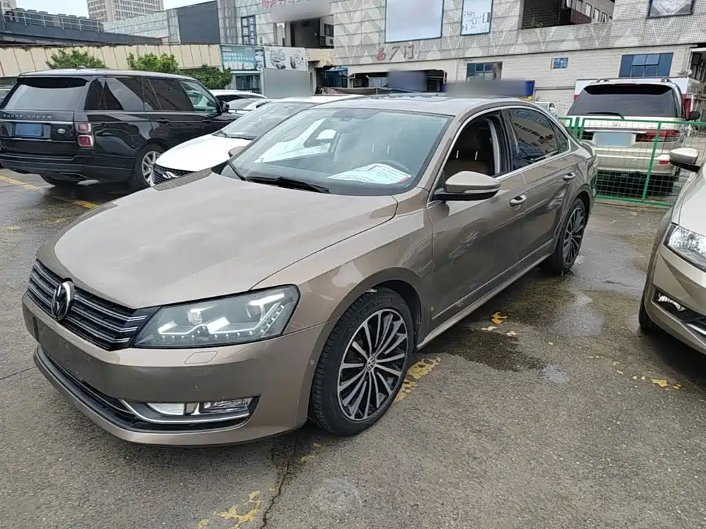 Фото 2 - Volkswagen Passat