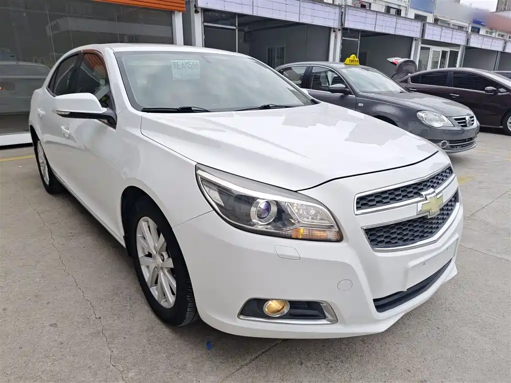 Chevrolet Malibu 2014 2.0L Automatic Luxury фото 22