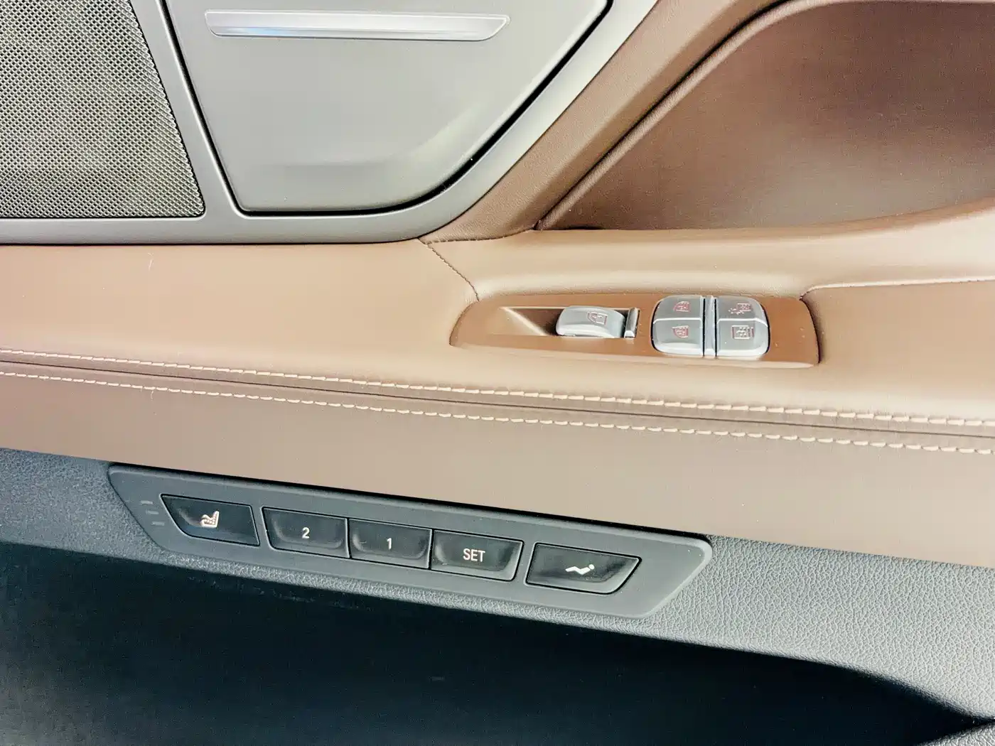 BMW 7 Series 2018 730Li Premium Type Excellence Package фото 19