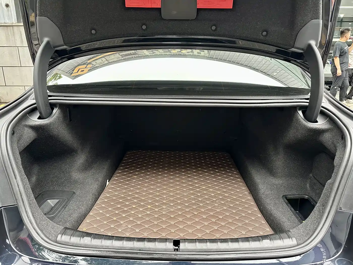 BMW 5 Series 2021 530Li Leading M Sport Package фото 5