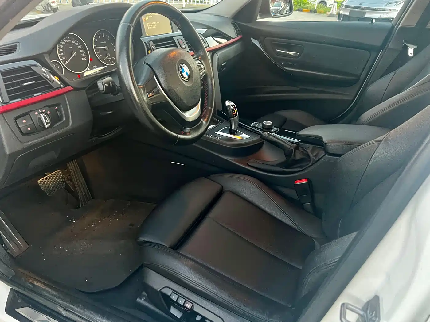 Фото 13 - BMW 3 Series