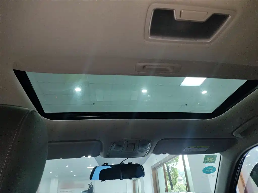 Hyundai Beijing Hyundai ix35 2019 2.0L Automatic 2WD Zhiyong·Smooth Enjoy China VI фото 14