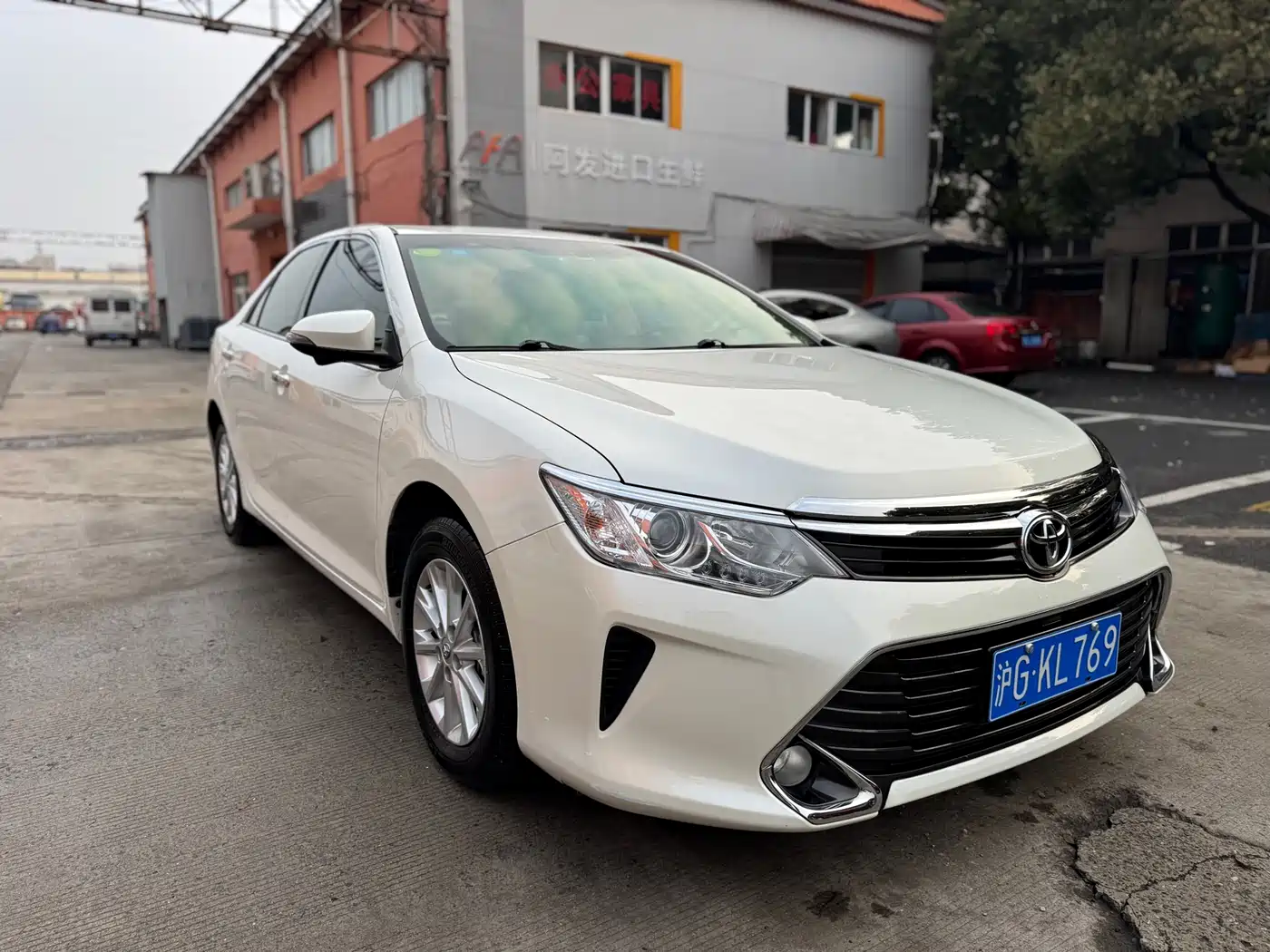 Toyota Camry 2016 2.0G 10th Anniversary Leading Edition фото 9