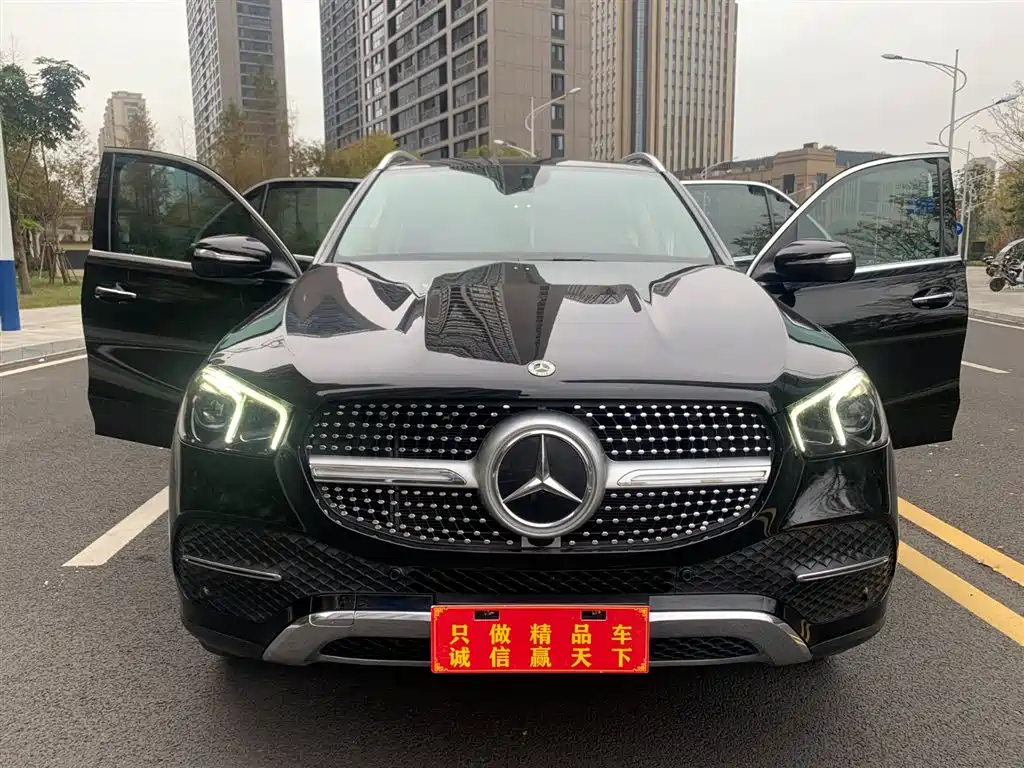 Mercedes-Benz GLE 2022 GLE 350 4MATIC Fashion фото 2
