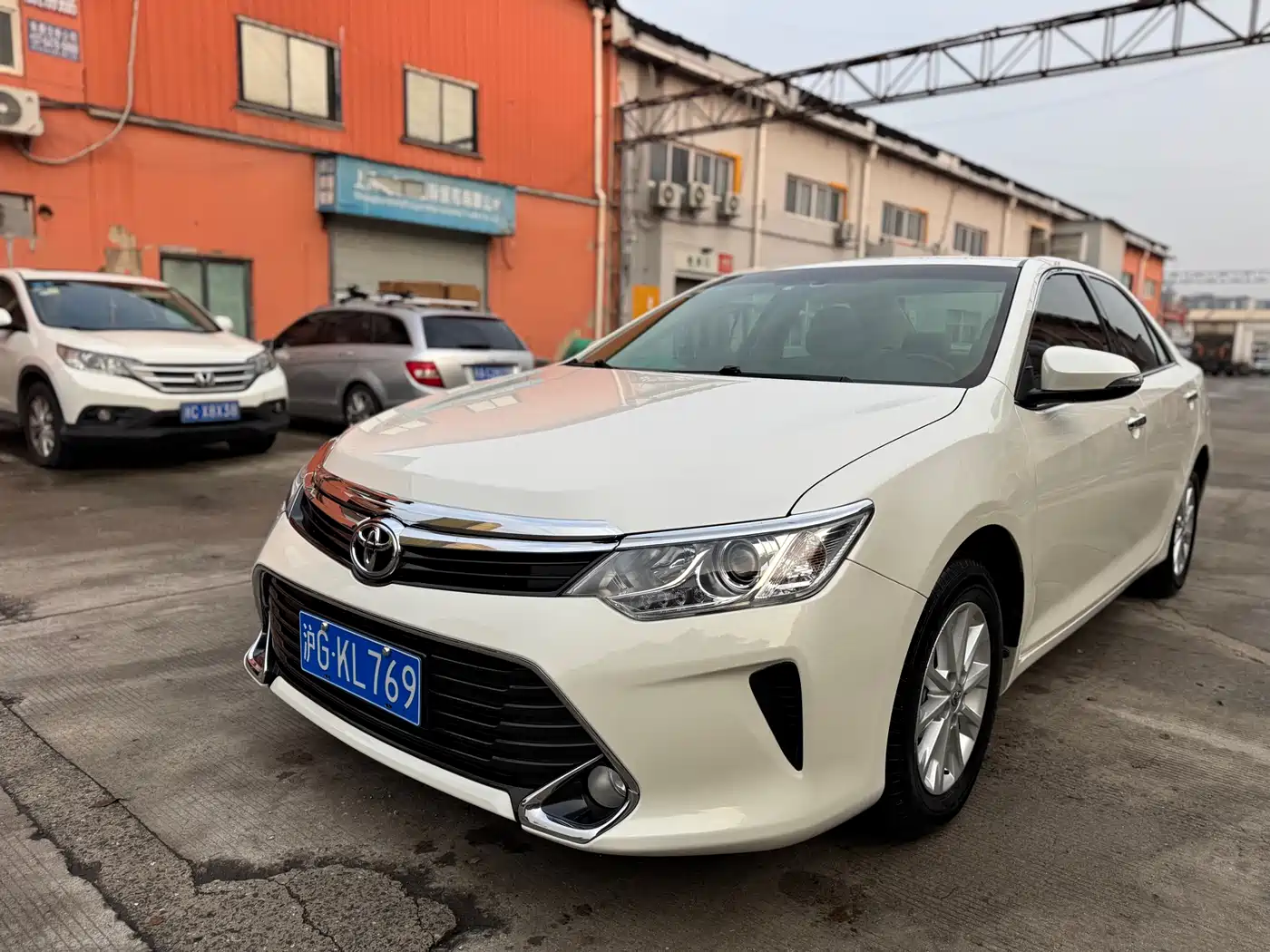 Toyota Camry 2016 2.0G 10th Anniversary Leading Edition фото 8