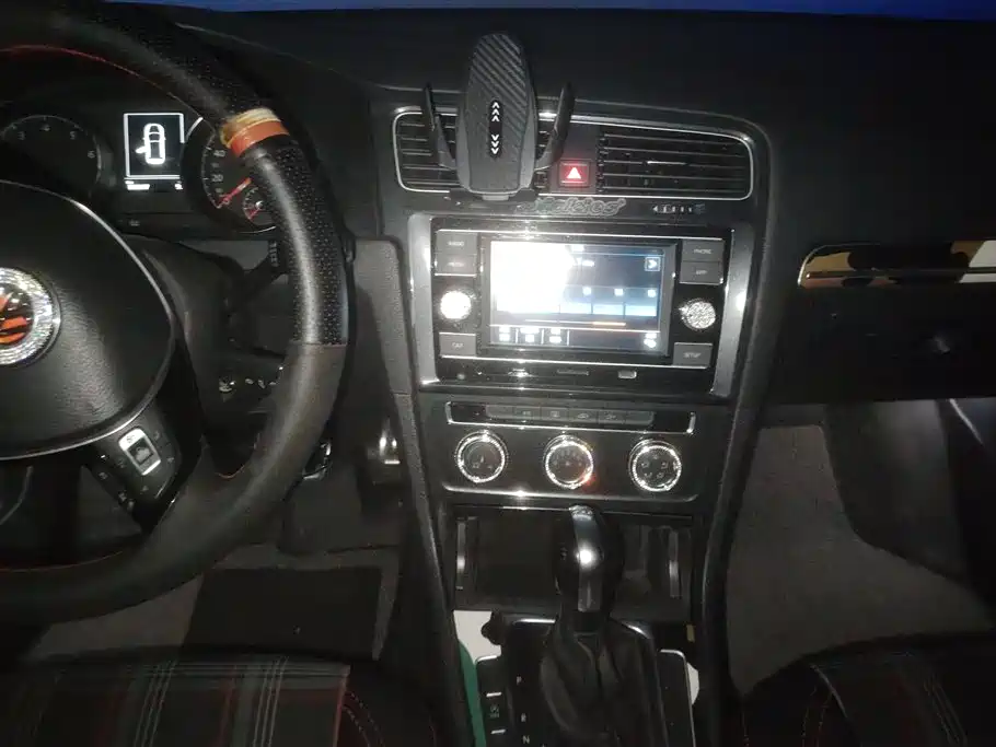 Volkswagen Golf 2018 230TSI Automatic Comfort фото 13