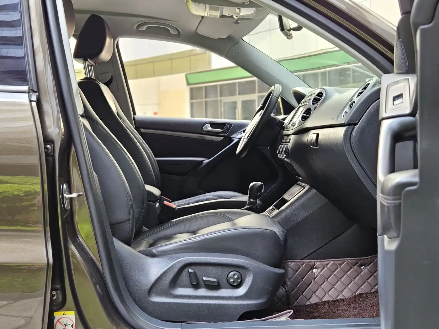 Volkswagen Tiguan 2013 1.8TSI Auto 2WD Comfort Edition фото 8