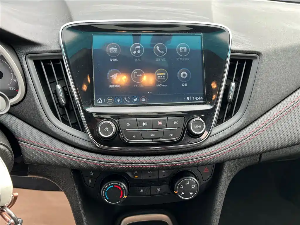 Chevrolet Monza 2020 Mild Hybrid RS 330T Automatic Smooth Edition фото 13