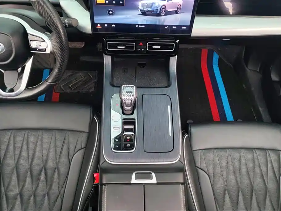 GAC Trumpchi Trumpchi GS8 2022 Pilot Series 2.0TGDI 2WD Premium Edition (7-Seater) фото 16
