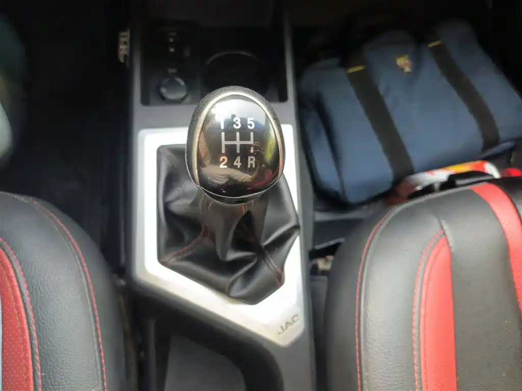 JAC Motors Refine S2 2016 2017 1.5L Manual Luxury Smart