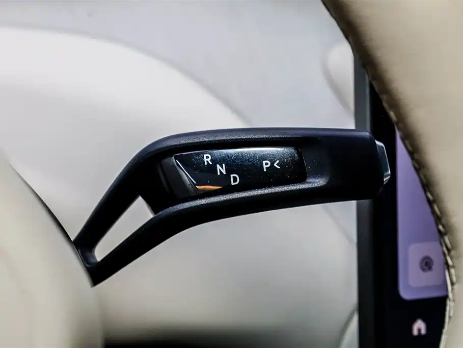 Xiaomi Auto Xiaomi YU7 2025 Extended Range RWD Edition фото 18
