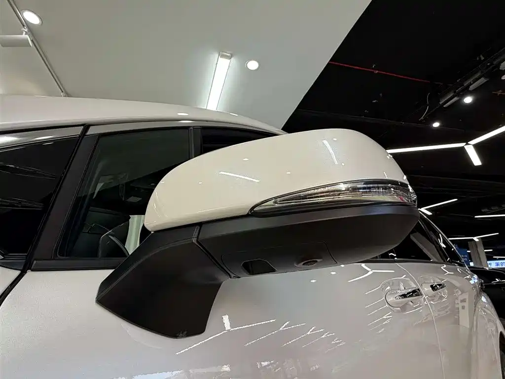 Toyota Granvia 2025 2024 2.5L Hybrid Premium PLUS 4WD Edition