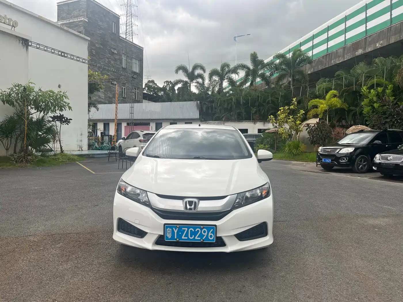 Photo 2 - Honda City
