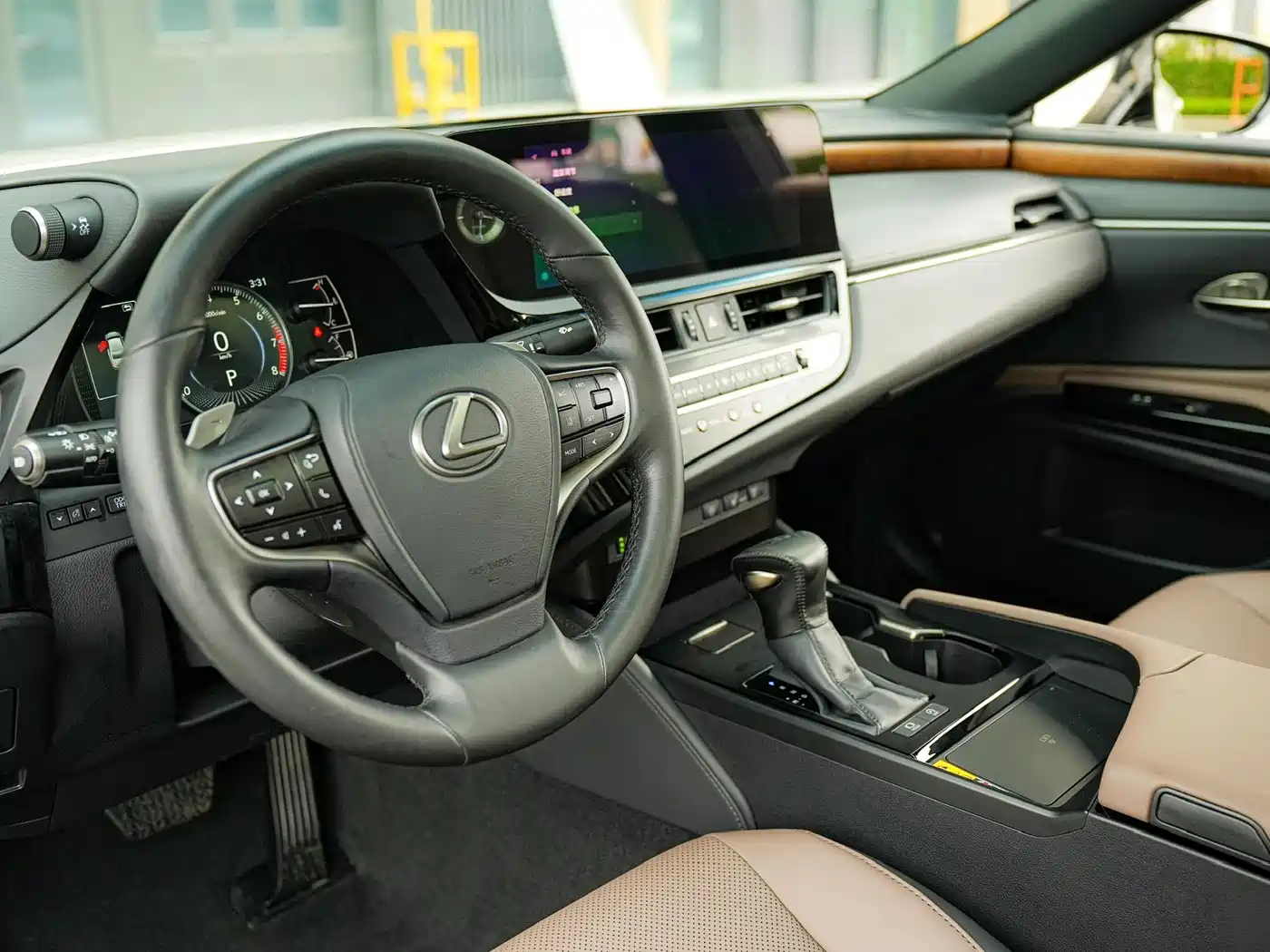 Lexus ES 2024 200 Premium Edition фото 9