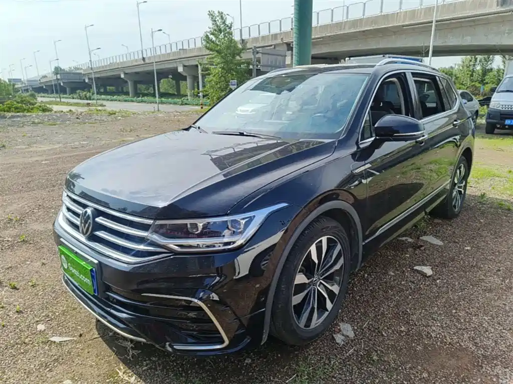 Volkswagen Tiguan L 2023 330TSI Auto 2WD R-Line Premium Edition