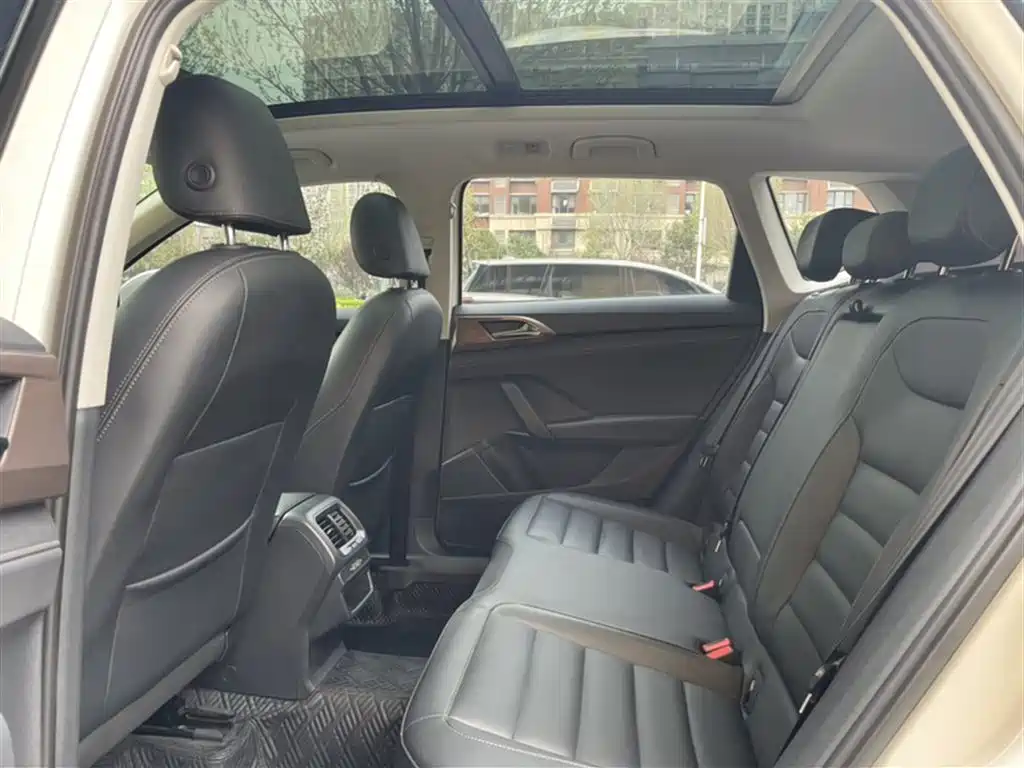 Volkswagen Tharu 2019 330TSI AWD Luxury Edition China VI фото 15