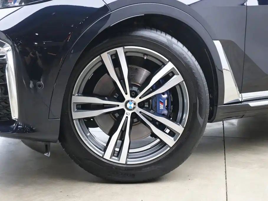 BMW X7 2022 2021 Facelift xDrive40i Premium M Sport Package
