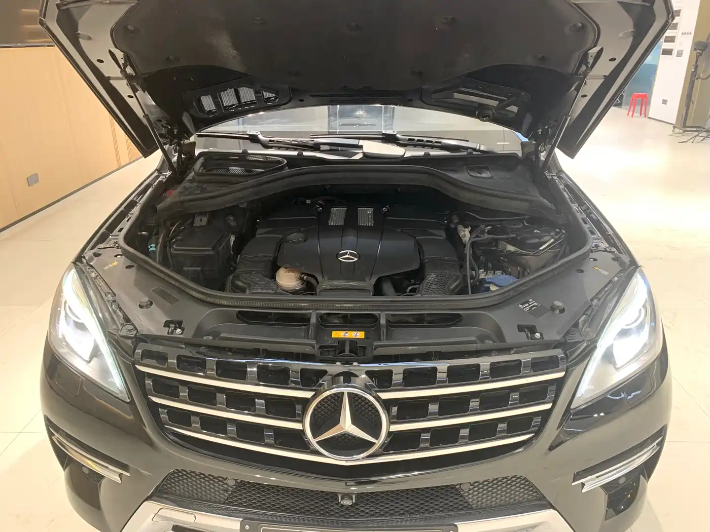 Mercedes-Benz M-Class 2014 ML 400 4MATIC Luxury фото 21