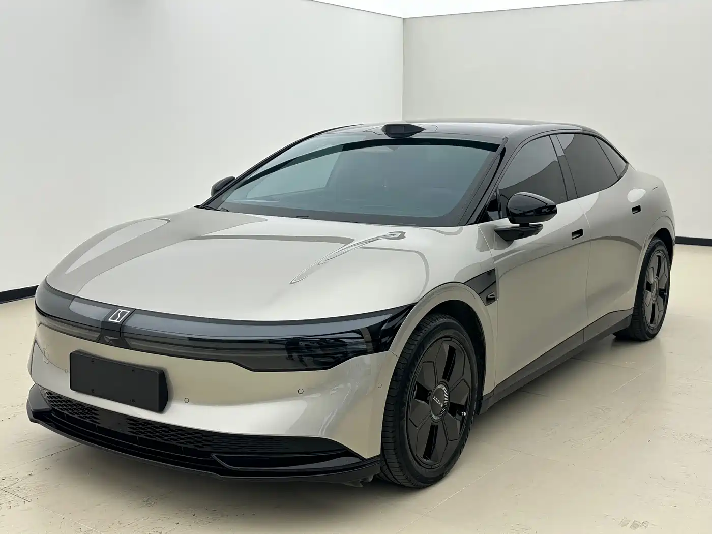 ZEEKR EXTREME KRYPTON 007