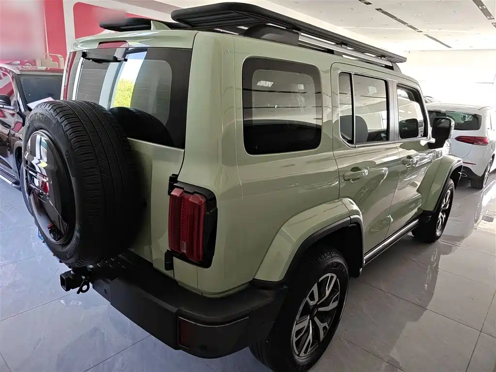 Tank 300 2023 Urban Edition 2.0T Very Stylish фото 10