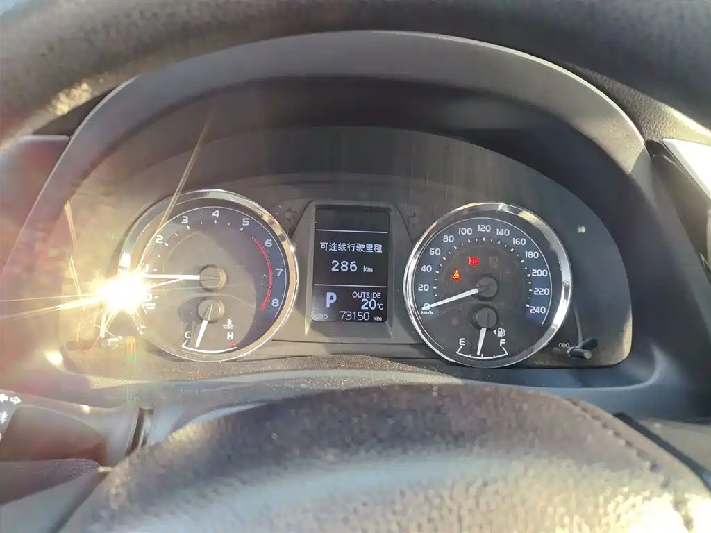 Toyota Corolla 2018 1.2T S-CVT GL-i Smart Shine Edition фото 4