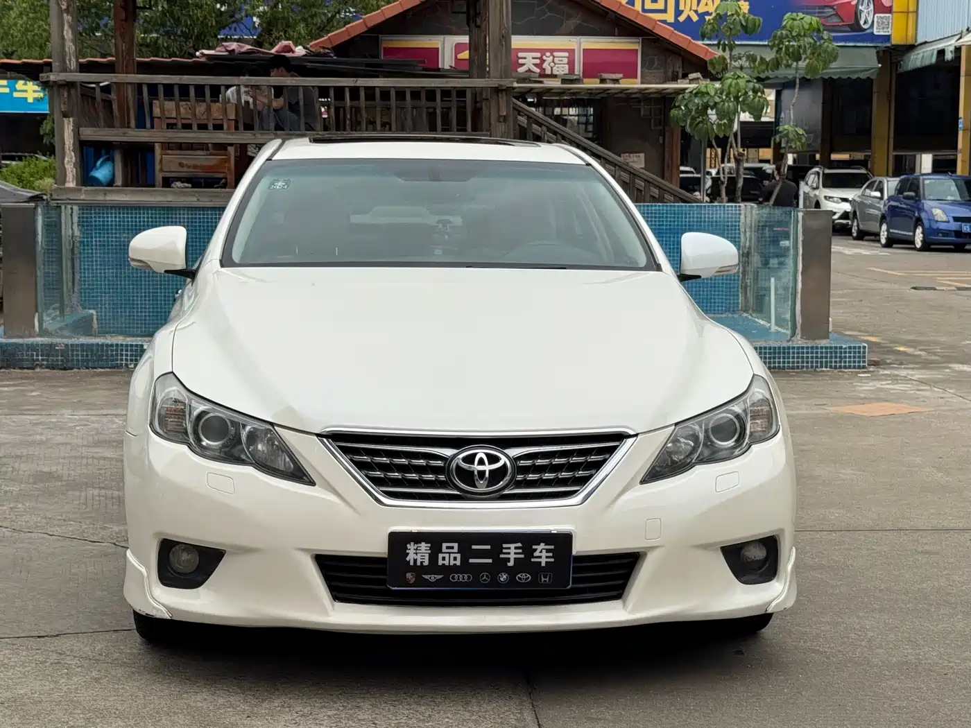 Toyota Reiz 2010 2.5V Style Elite Edition фото 2