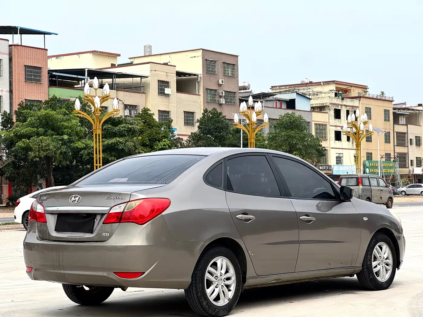 Hyundai Elantra 2011 1.6L Automatic Comfort фото 6