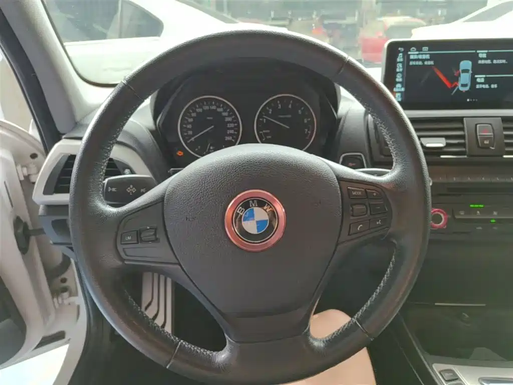 BMW 1 Series (Import) 2013 Facelift 116i Leading Model фото 11