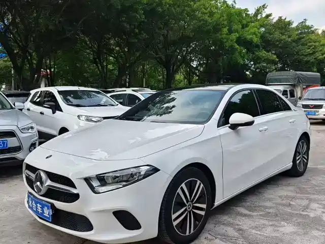 MERCEDES-BENZ A CLASS