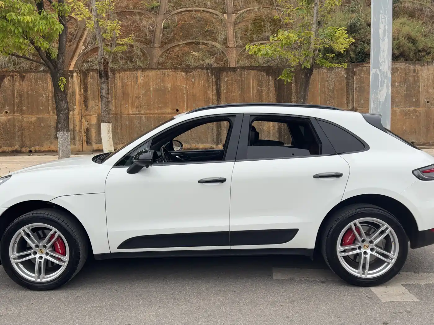 Porsche Macan 2022 Macan T 2.0T фото 6