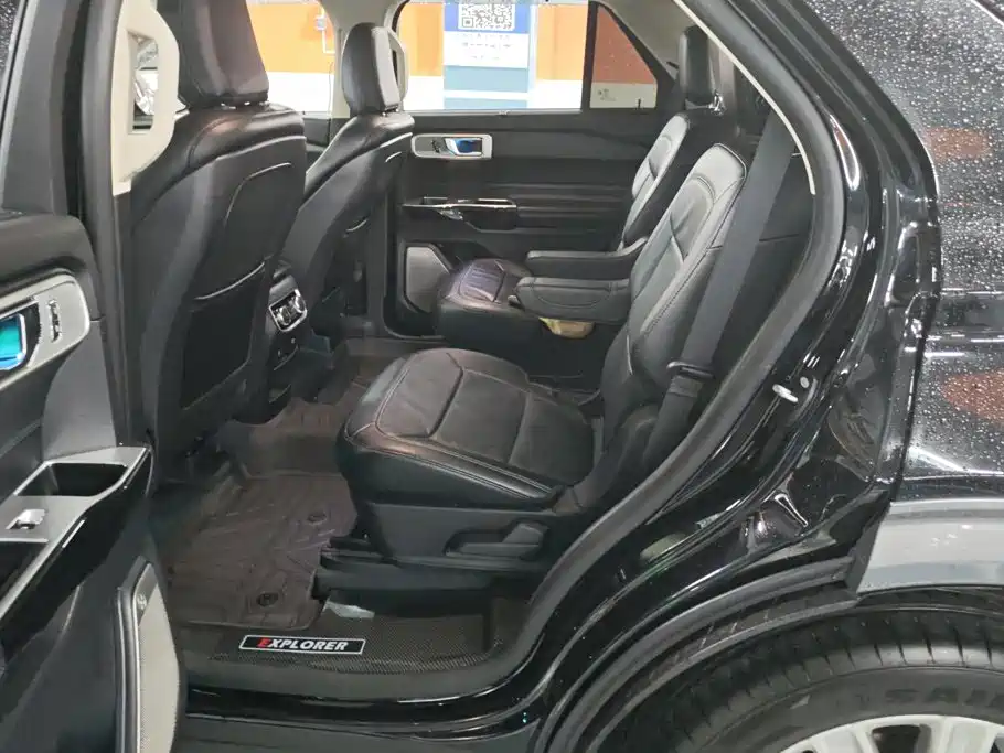 Ford Explorer 2021 2020 EcoBoost 285 AWD Titanium Edition 6-Seater