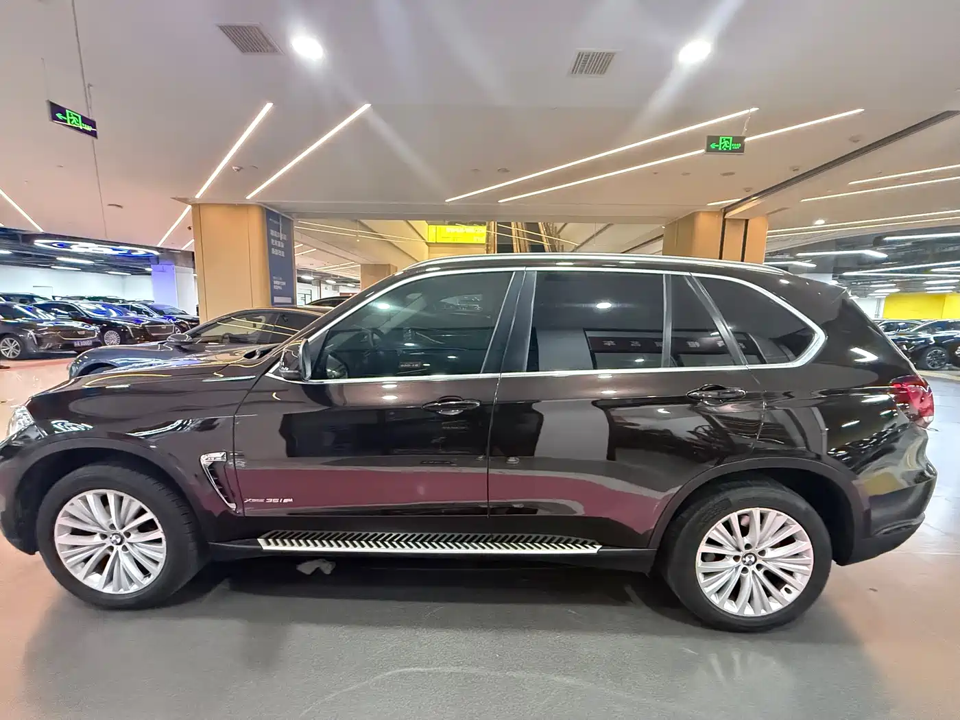 BMW X5 (Import) 2014 xDrive35i Leading фото 15